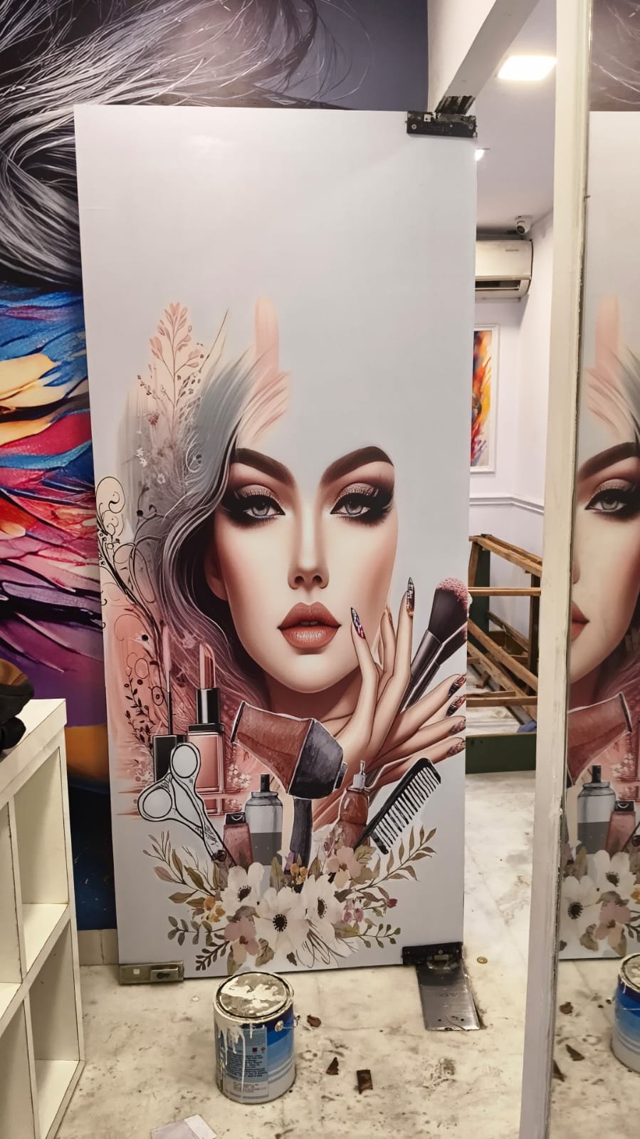 Wall Decor Ideas for Offices, Shops and Salons